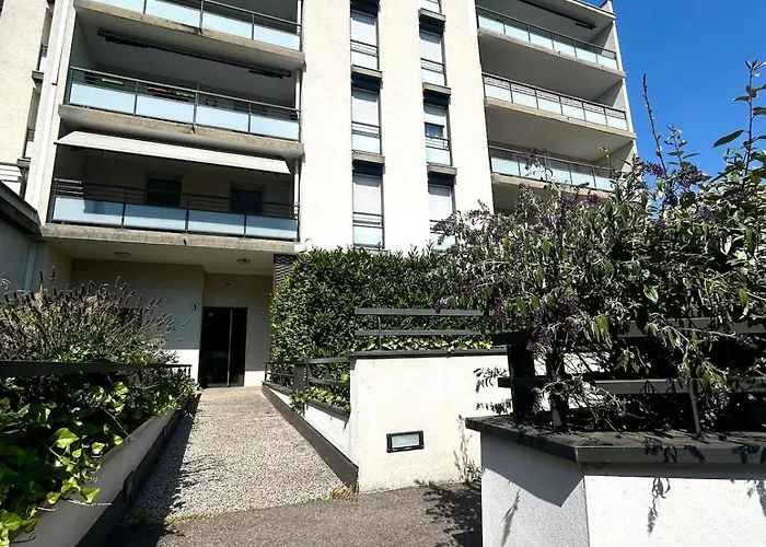 Neuf Et Parfaitement Agence Sur Lyon * Венисьё